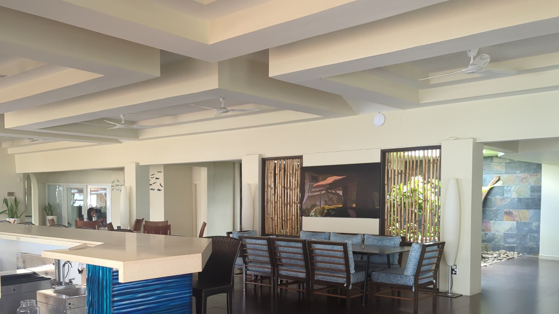 Bamboo Bar - Photo 2